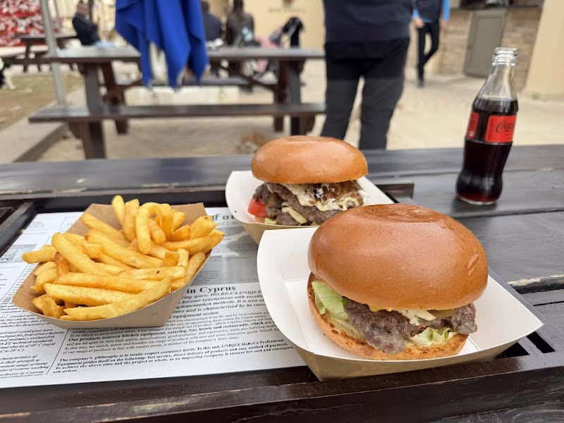 Beer Garden Bar & Grill